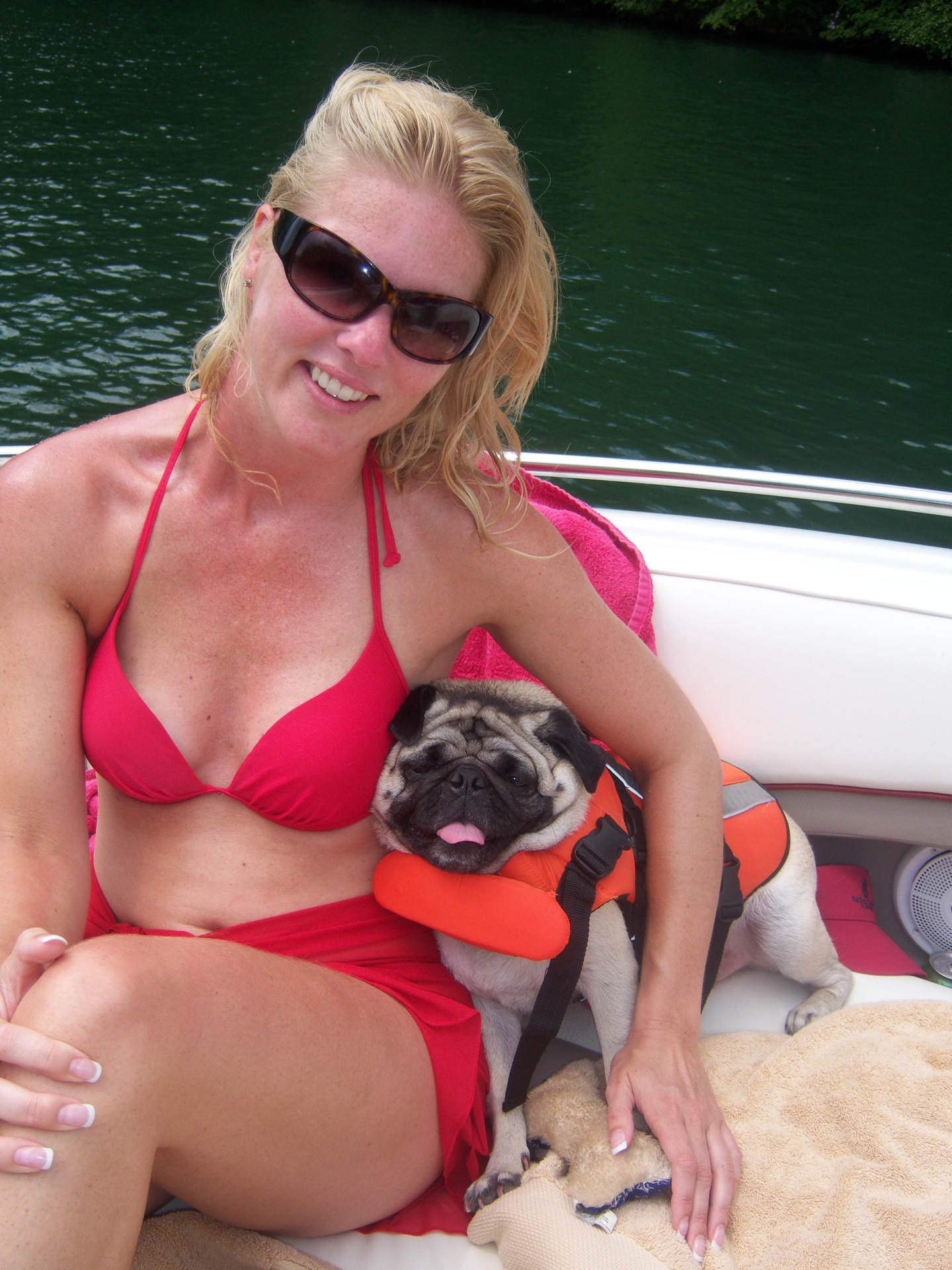 Corinna with Guido the pug